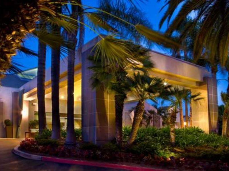 Hotel Karlan San Diego - A Doubletree By Hilton Exterior photo